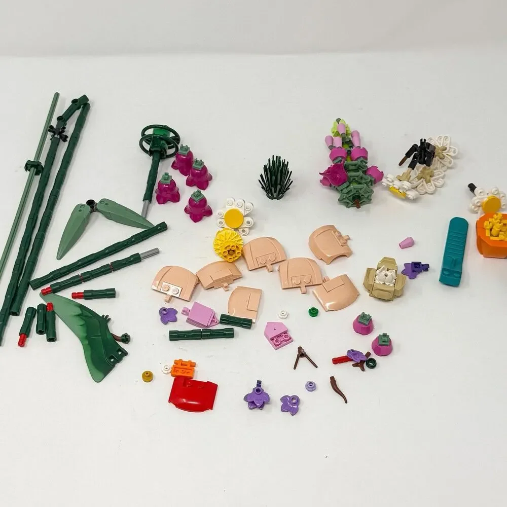 Mixed Lot Of Lego Botanical Flowers Bouquet Parts Pieces & Other Designs